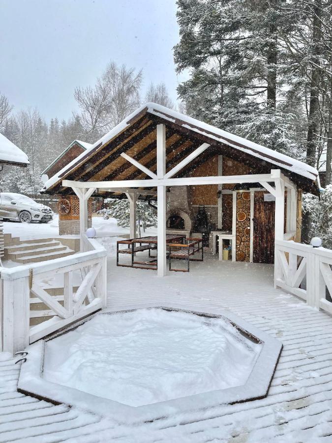 Chalet Mlyn Мигово Экстерьер фото